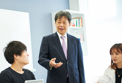 教員が指導している写真